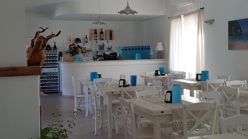 Case Vacanze Nioleo - Apartments And Pool Siniscola Buitenkant foto