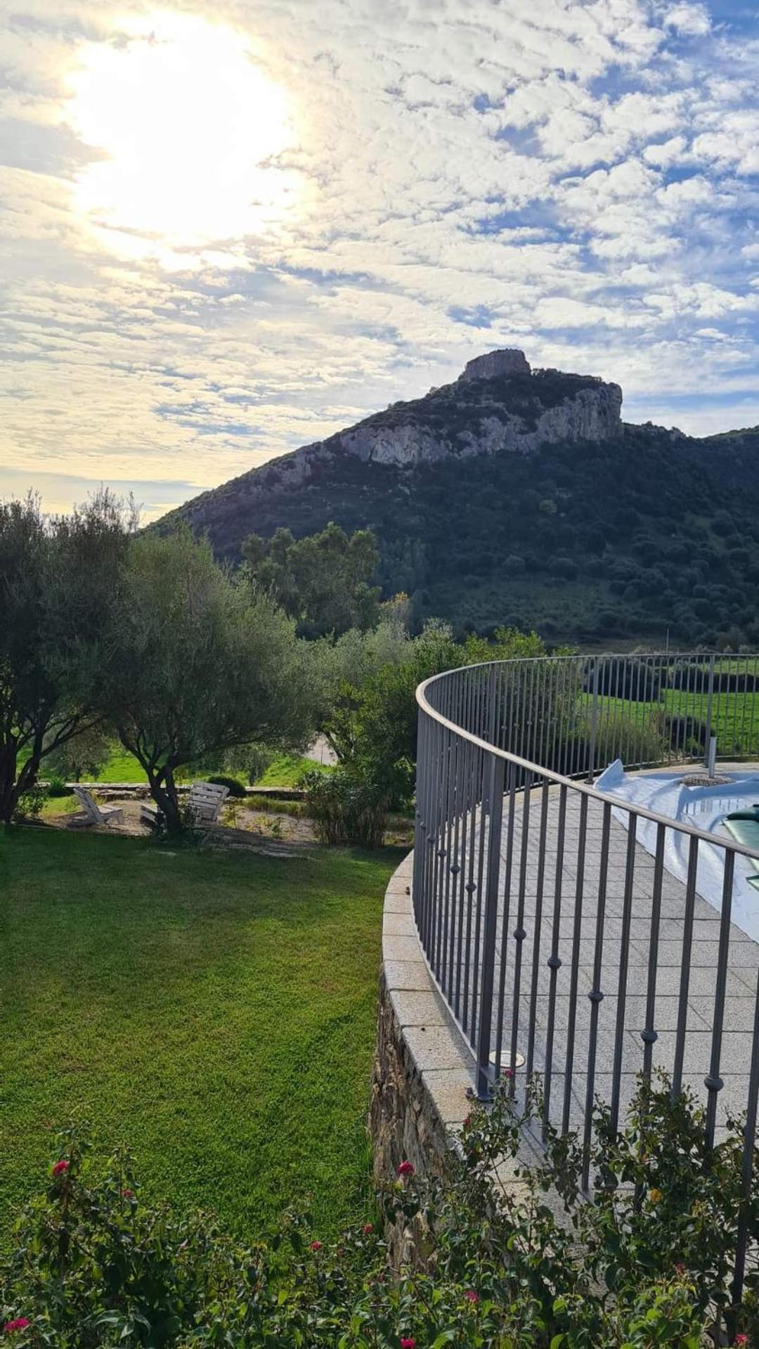Case Vacanze Nioleo - Apartments And Pool Siniscola Buitenkant foto