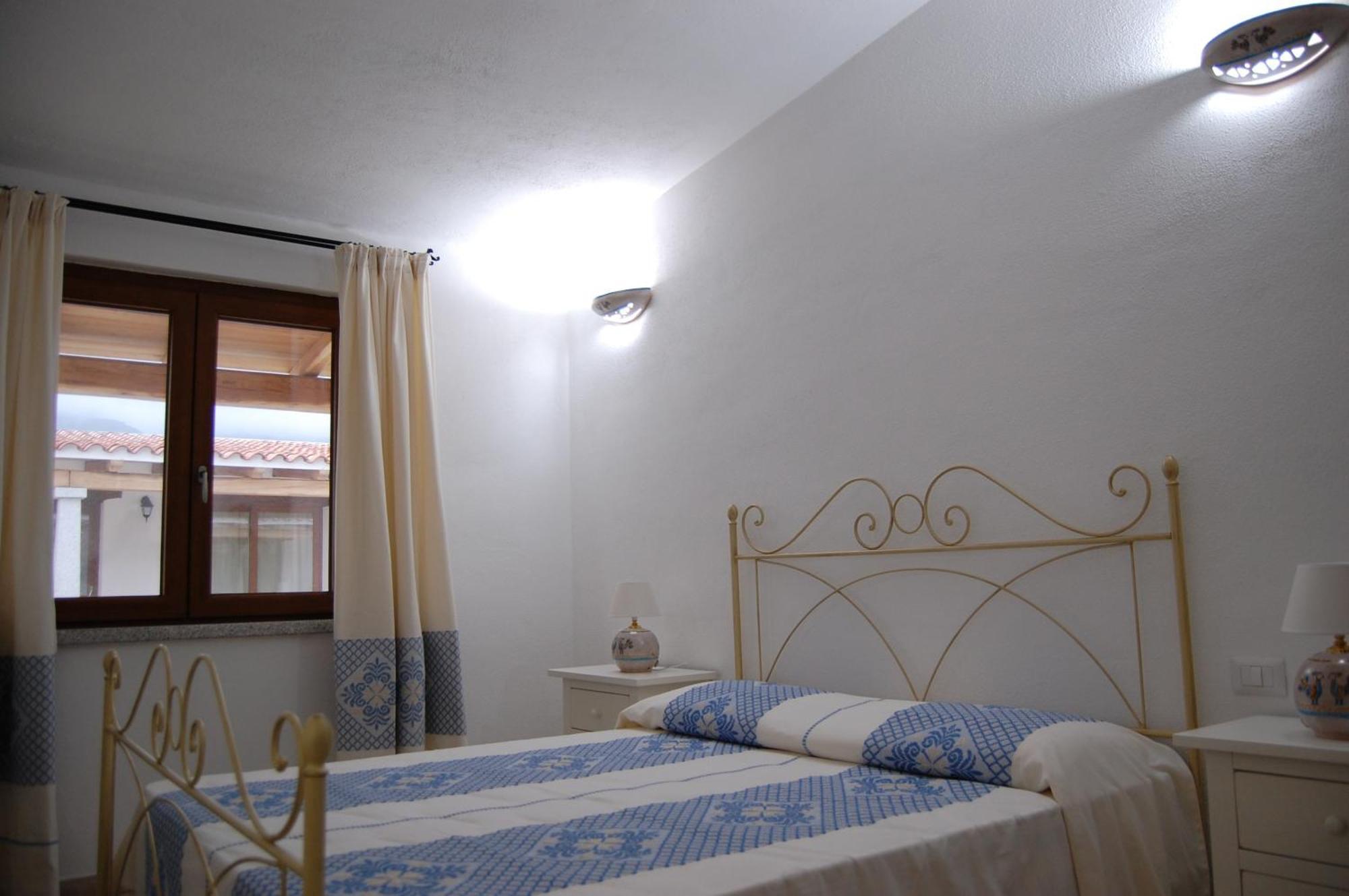 Case Vacanze Nioleo - Apartments And Pool Siniscola Buitenkant foto