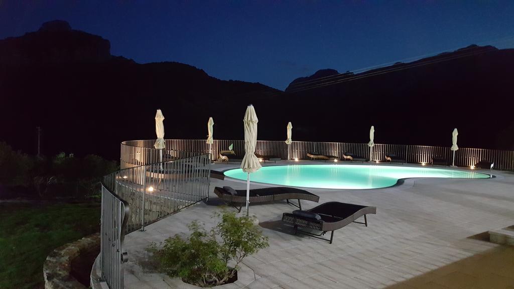 Case Vacanze Nioleo - Apartments And Pool Siniscola Buitenkant foto